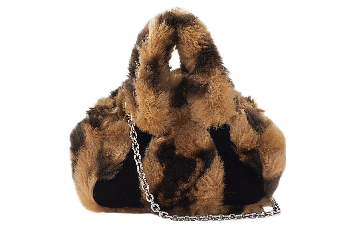 Сумка-шоппер женская мини из переработанного полиэстера с наплечным ремнем Vivienne Westwood бежево-коричневая
Сумка-шоппер женская мини из переработанного полиэстера с наплечным ремнем Vivienne Westwood бежево-коричневая