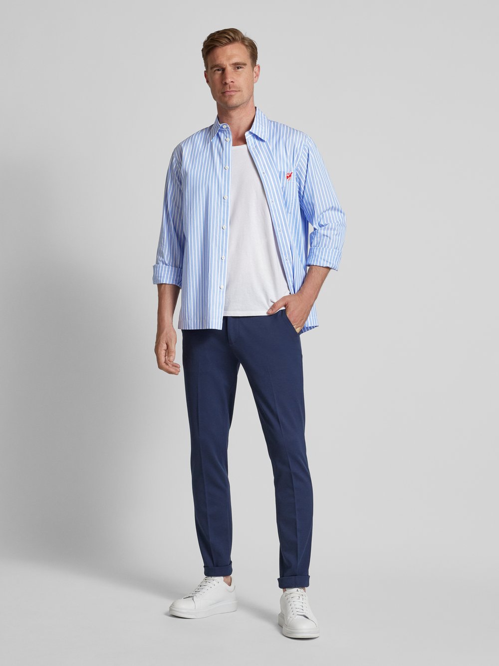 Рубашка свободного покроя с нагрудным карманом, модель «CORE» Scotch & Soda, светло-голубой
Рубашка свободного покроя с нагрудным карманом, модель «CORE» Scotch & Soda, светло-голубой