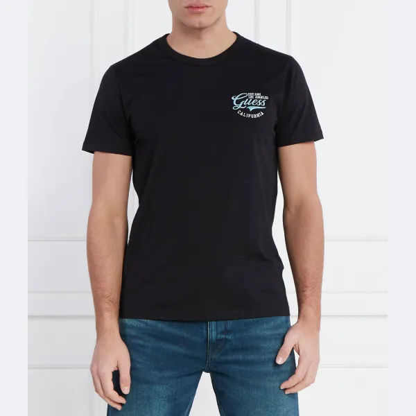 Футболка стандартного кроя Guess, черный
Футболка стандартного кроя Guess, черный