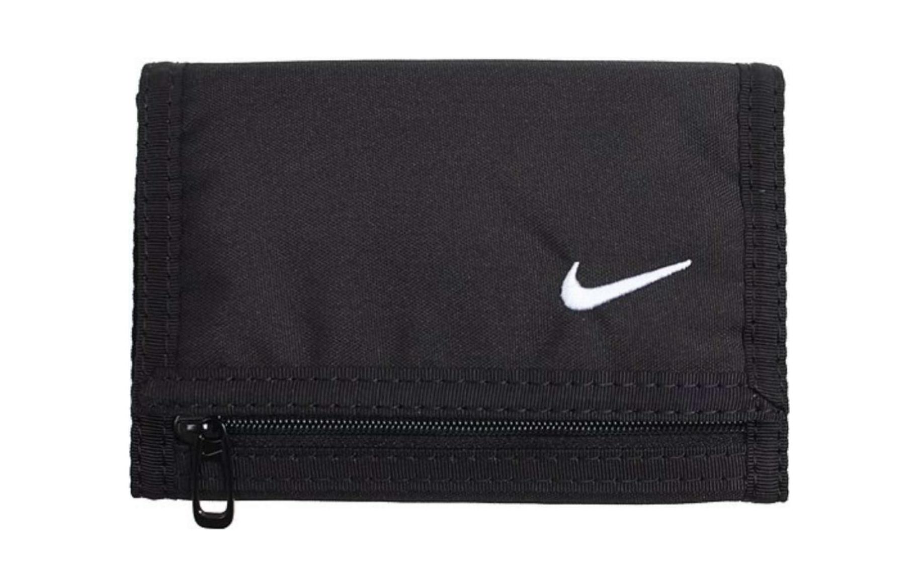 Nike Нейлоновый кошелек, средний размер, мужской, черный
Nike Нейлоновый кошелек, средний размер, мужской, черный