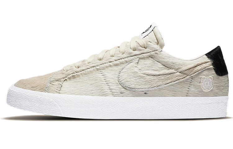 Кроссовки Nike Sb Blazer Low Medicom Toy 2020, Серый, Кроссовки Nike Sb Blazer Low Medicom Toy 2020
Кроссовки Nike Sb Blazer Low Medicom Toy 2020, Серый, Кроссовки Nike Sb Blazer Low Medicom Toy 2020