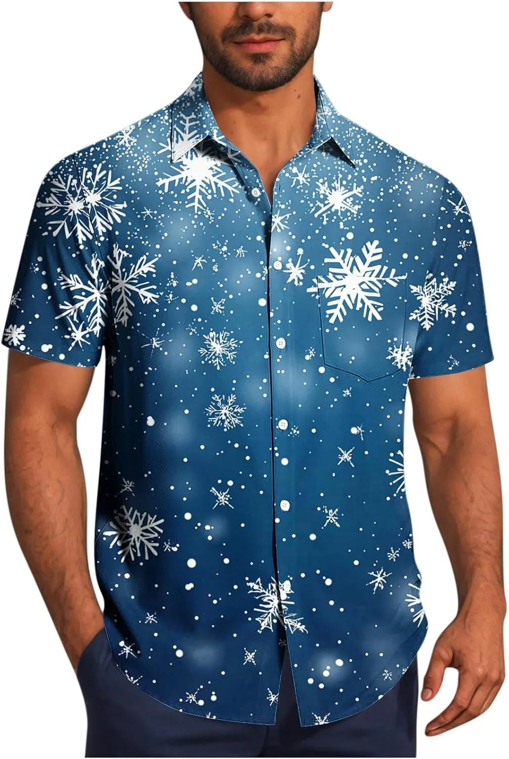 Мужская рубашка с коротким рукавом и принтом на рождественскую тематику
Мужская рубашка с коротким рукавом и принтом на рождественскую тематику