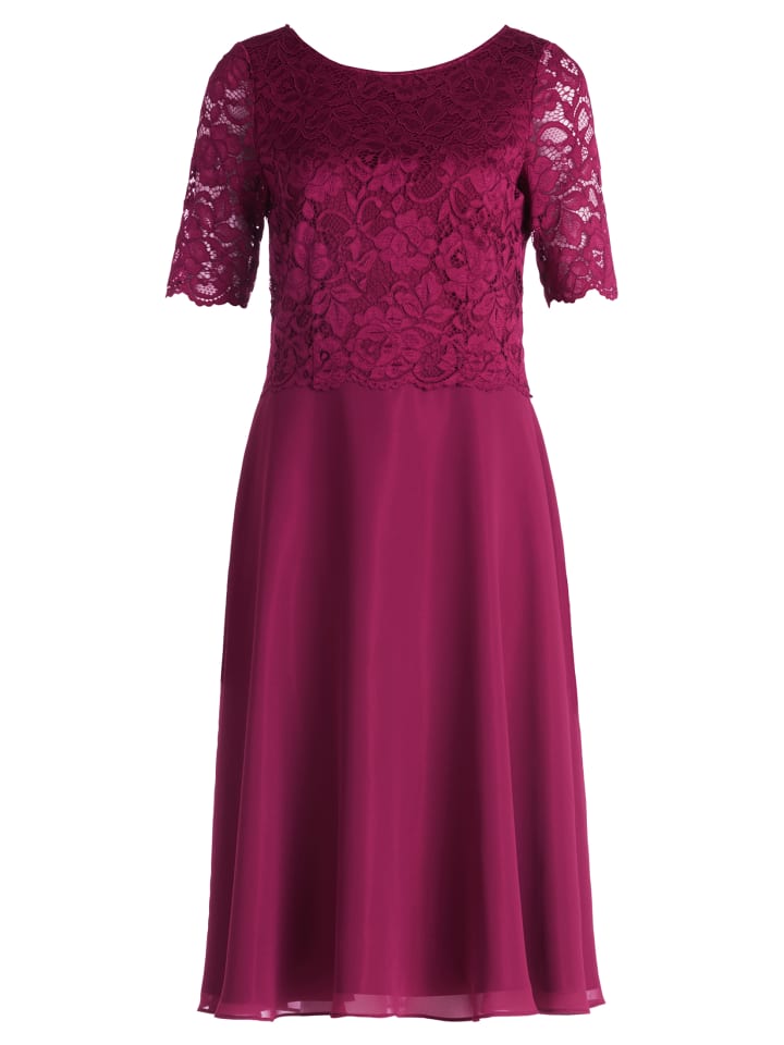 Короткое платье Vera Mont
Короткое платье Vera Mont