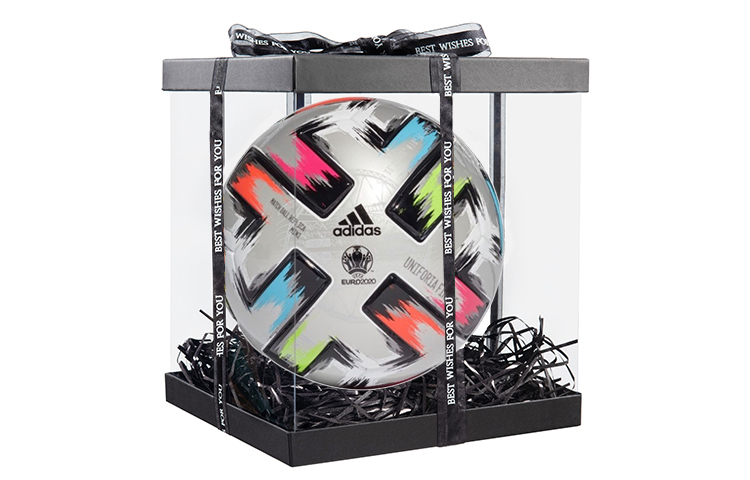 Футбол Adidas
Футбол Adidas