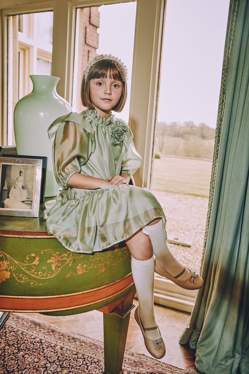 Платье с отделкой в виде розы Angels Face, зеленый
Платье с отделкой в виде розы Angels Face, зеленый