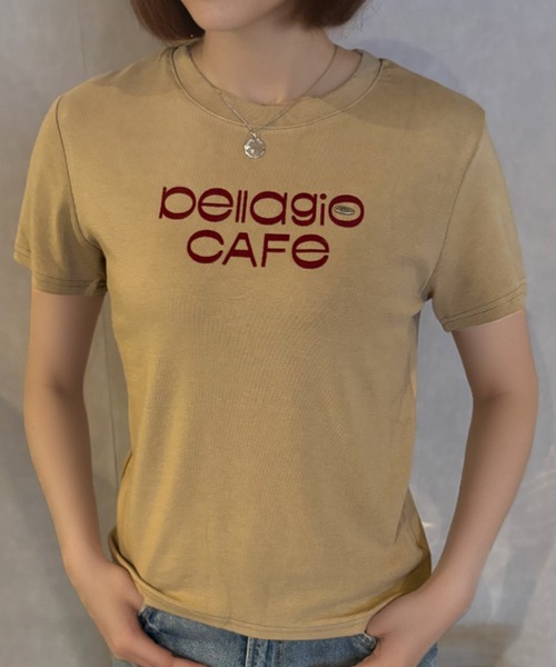 Футболка с принтом и нашивкой Girly Doll, бежевая
Футболка с принтом и нашивкой Girly Doll, бежевая