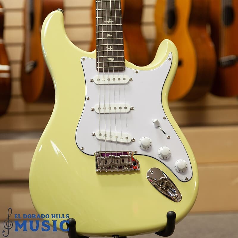 Электрогитара PRS SE Silver Sky Moon White w/ Gig Bag
Электрогитара PRS SE Silver Sky Moon White w/ Gig Bag