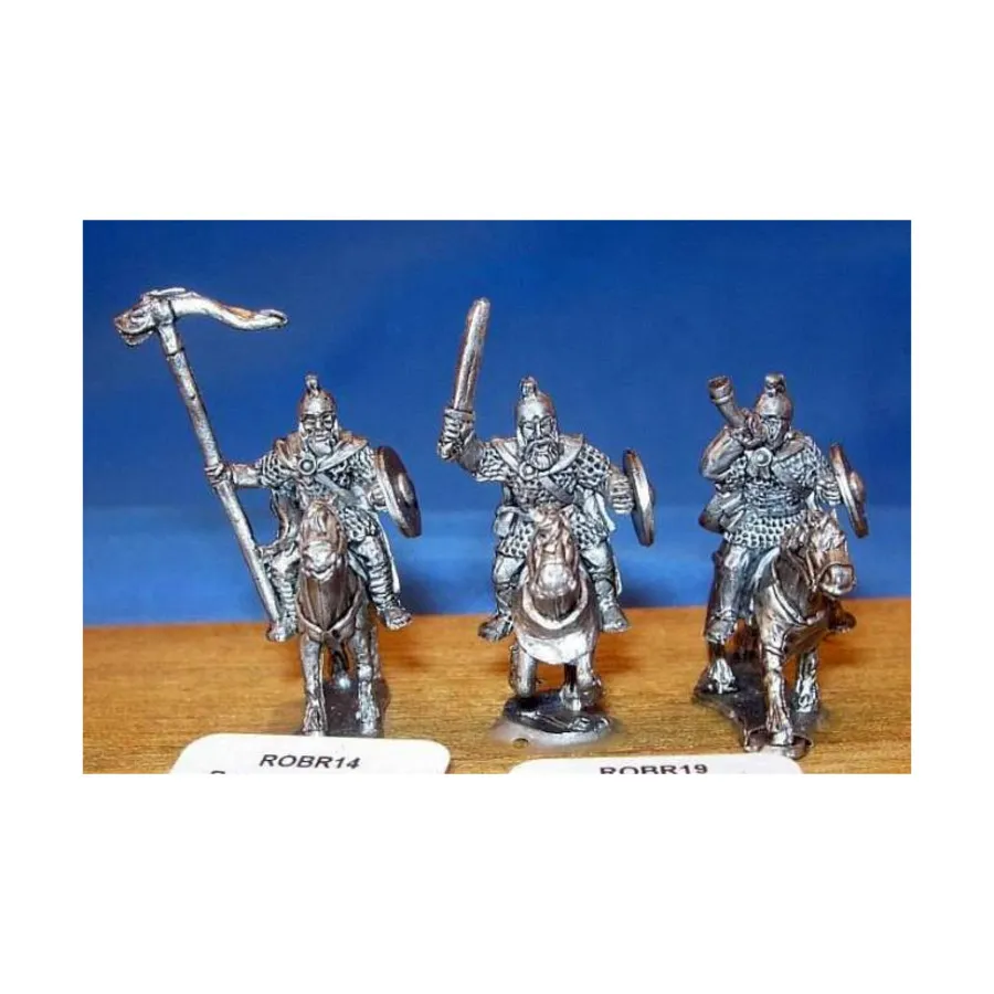 Тяжелая кавалерия – командование, лошади с бородкой, Dark Age Historical - Romano British (15mm) 
Тяжелая кавалерия – командование, лошади с бородкой, Dark Age Historical - Romano British (15mm)