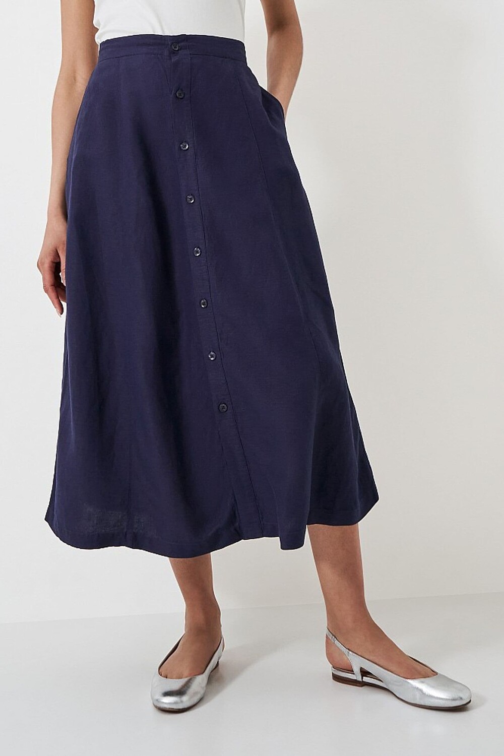 Одежда для экипажа 100% лен юбка на пуговицах Crew Clothing Company, синий
Одежда для экипажа 100% лен юбка на пуговицах Crew Clothing Company, синий