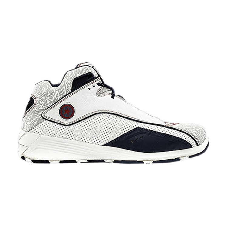 Кроссовки Wade Team Mid 'United We Rise', белый
Кроссовки Wade Team Mid 'United We Rise', белый