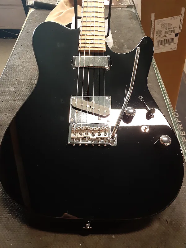 Электрогитара Ibanez AZS2200 Prestige
Электрогитара Ibanez AZS2200 Prestige