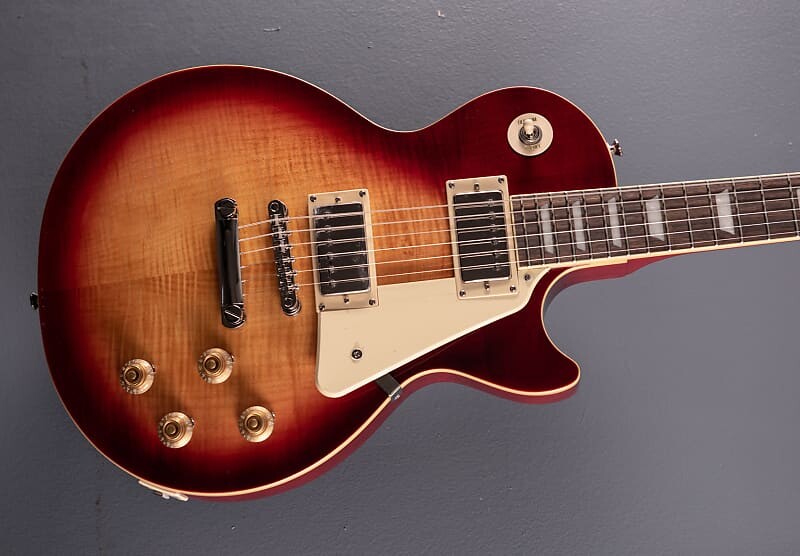 Les Paul Standard 50-х — Heritage Cherry Sunburst Epiphone Les Paul Standard 50’s -
Les Paul Standard 50-х — Heritage Cherry Sunburst Epiphone Les Paul Standard 50’s -