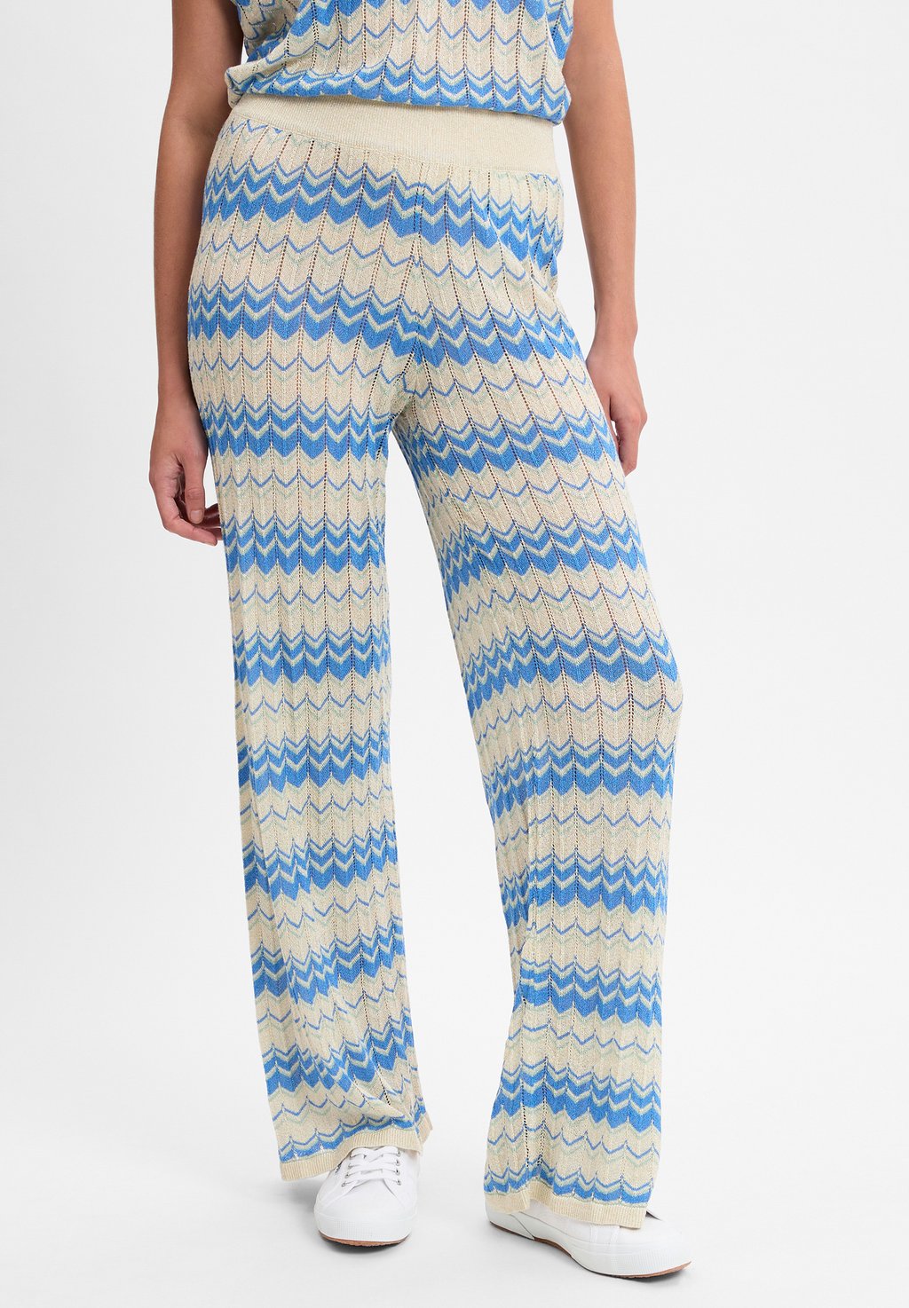 Брюки EMBER GLITTER VILA, песочный
Брюки EMBER GLITTER VILA, песочный