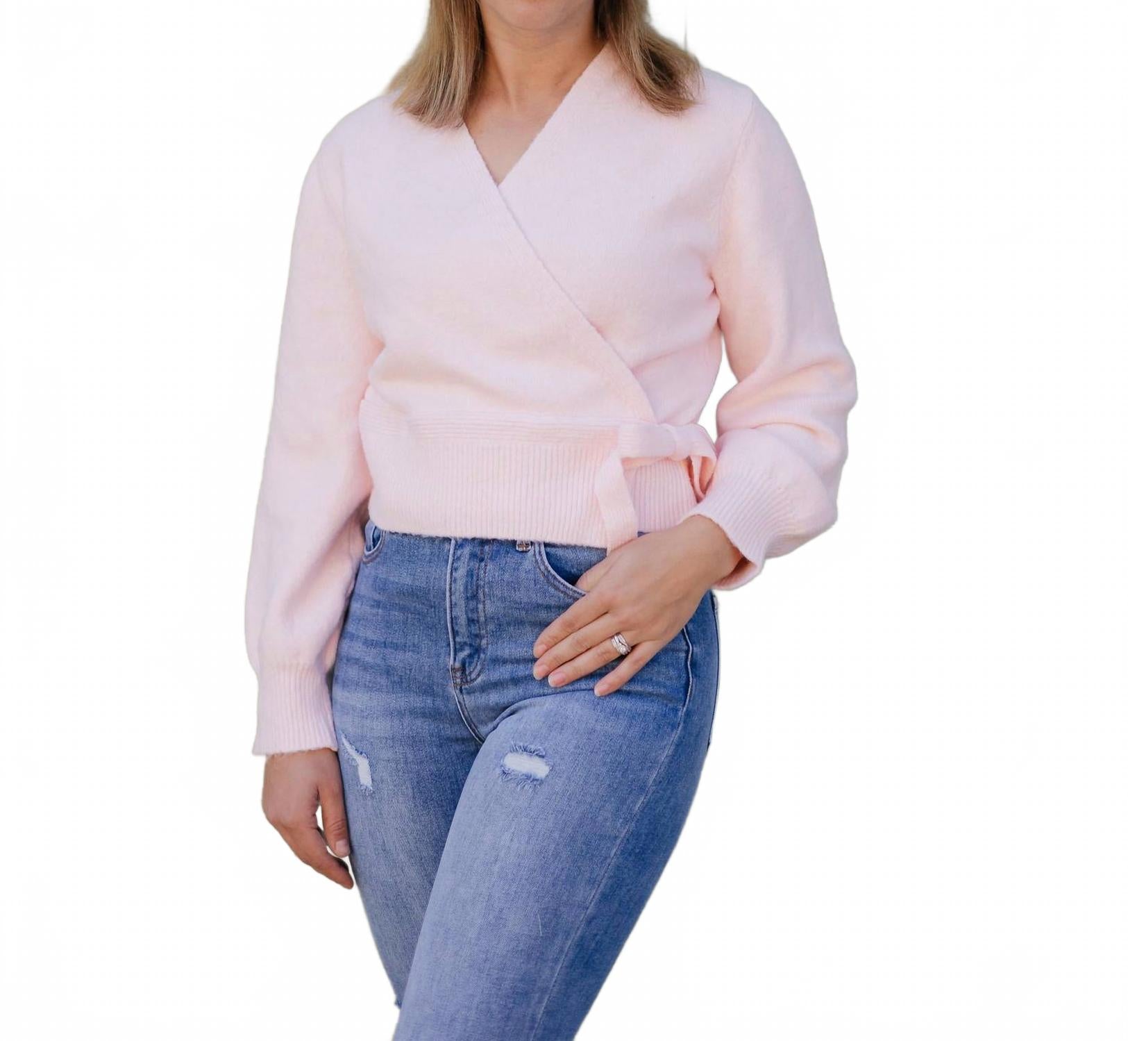 Розовый свитер с воротником гвоздикой Aaron & Amber
Розовый свитер с воротником гвоздикой Aaron & Amber