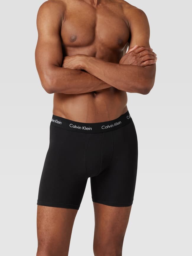 Брюки Classic Fit Retro в упаковке по 3 шт., длинные штанины Calvin Klein Underwear, синий
Брюки Classic Fit Retro в упаковке по 3 шт., длинные штанины Calvin Klein Underwear, синий