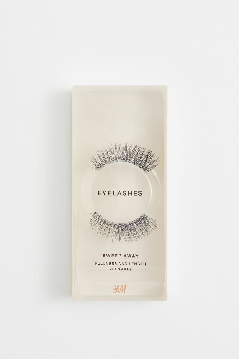 Накладные ресницы H&M, оттенок Sweep Away
Накладные ресницы H&M, оттенок Sweep Away