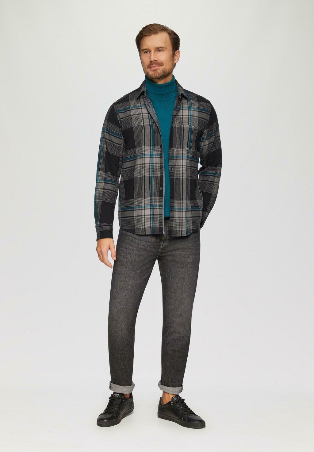 Рубашка REGULAR-FIT KENTKRAGEN s.Oliver, черный
Рубашка REGULAR-FIT KENTKRAGEN s.Oliver, черный