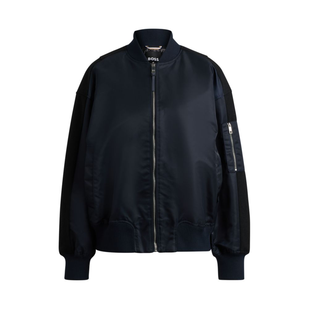 Водоотталкивающая куртка-бомбер с карманом на молнии на рукаве BOSS, темно-синий
Водоотталкивающая куртка-бомбер с карманом на молнии на рукаве BOSS, темно-синий