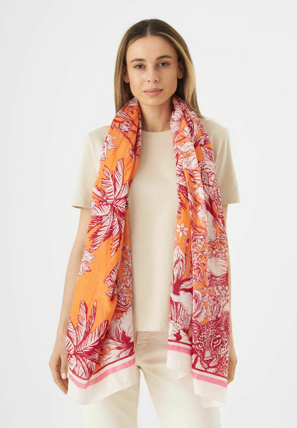 Шарф Codello, оранжевый
Шарф Codello, оранжевый