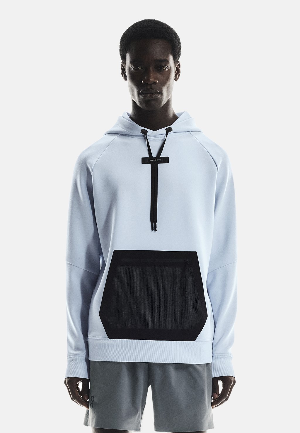 Толстовка с капюшоном On, белый
Толстовка с капюшоном On, белый