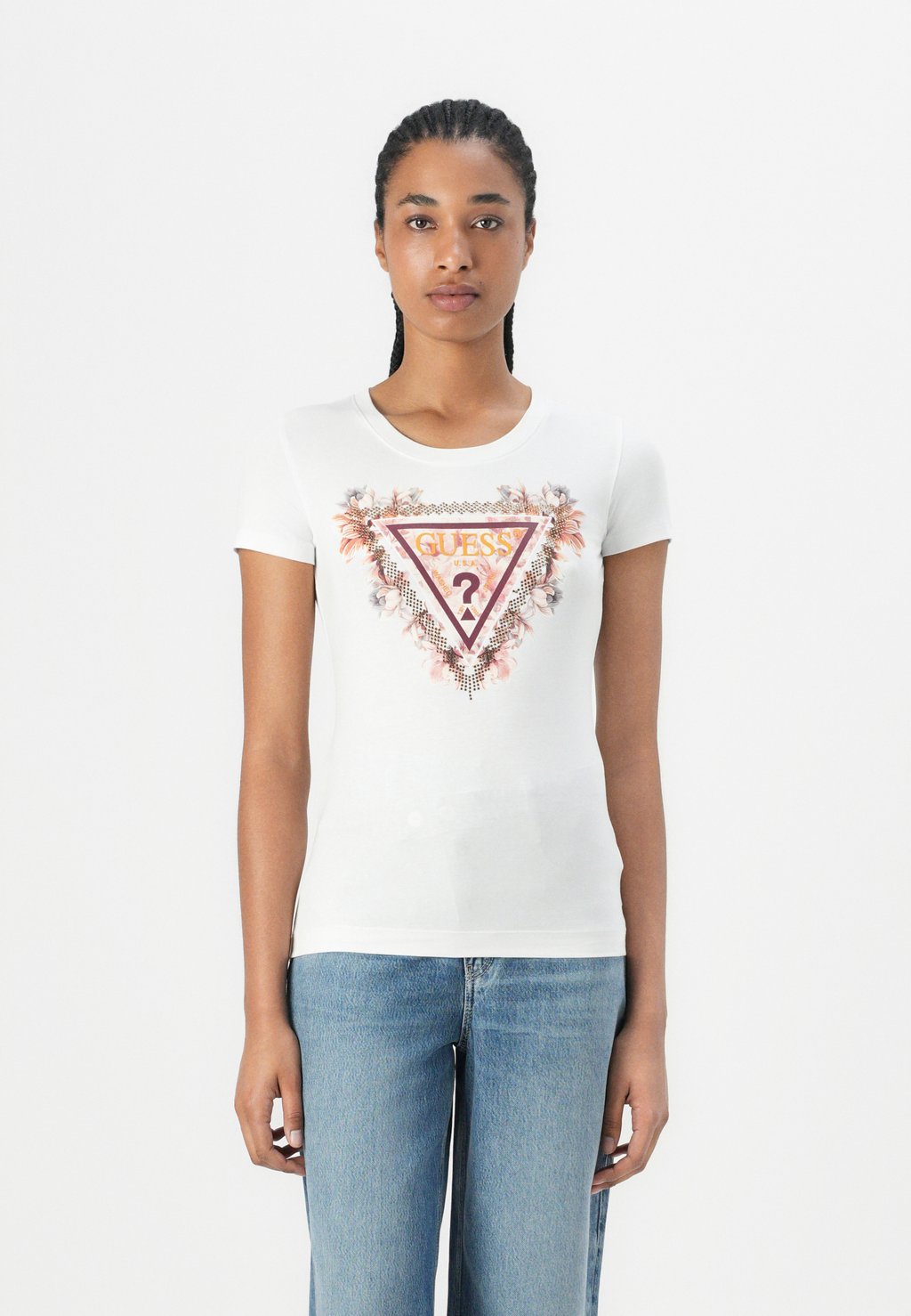Футболка с принтом TRIANGLE FLOWERS TEE Guess, белый 
Футболка с принтом TRIANGLE FLOWERS TEE Guess, белый