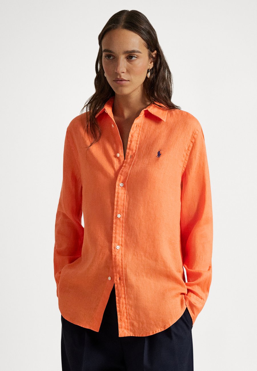 Блуза Polo Ralph Lauren CLASSIC FIT LINEN SHIRT, True Orange/Orange
Блуза Polo Ralph Lauren CLASSIC FIT LINEN SHIRT, True Orange/Orange