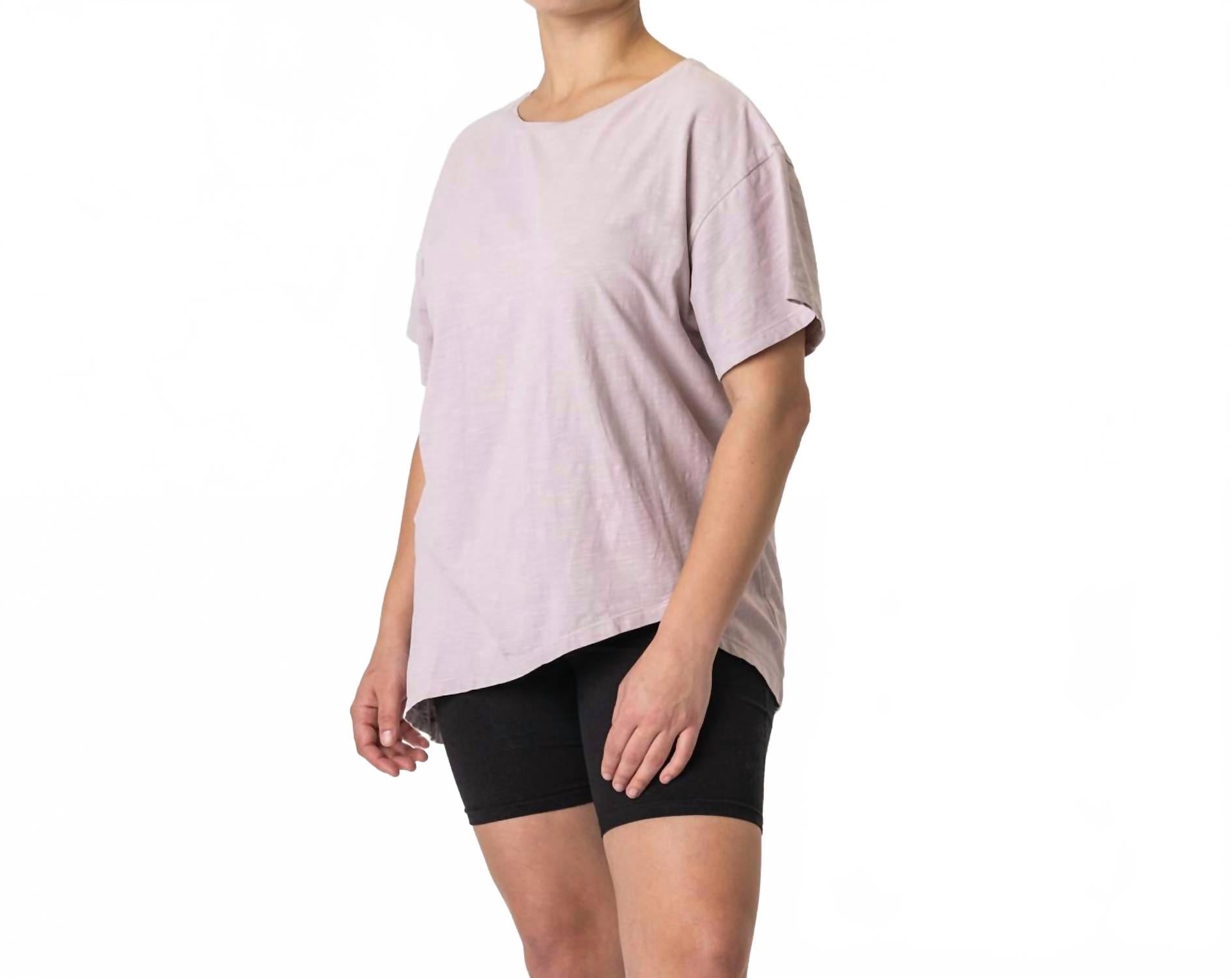 Органическая хлопковая футболка с французской заправкой в лавандовом цвете Maggie's Organics
Органическая хлопковая футболка с французской заправкой в лавандовом цвете Maggie's Organics