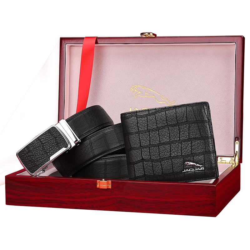 JAGUAR Кожаный ремень из оленьей кожи и кожаный бумажник, Deerskin belt + deerskin wallet set
JAGUAR Кожаный ремень из оленьей кожи и кожаный бумажник, Deerskin belt + deerskin wallet set