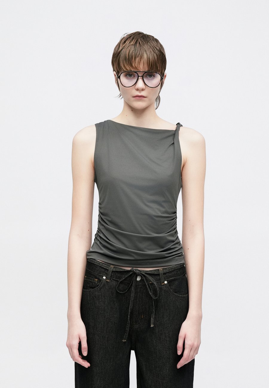 Топ Envii SCORPION, Asphalt/Grey
Топ Envii SCORPION, Asphalt/Grey