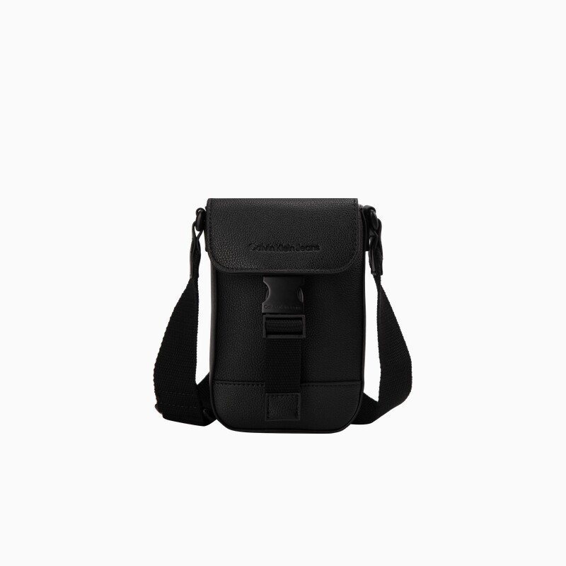 Сумка мужская Calvin Klein Jeans для мобильного телефона, черный
Сумка мужская Calvin Klein Jeans для мобильного телефона, черный