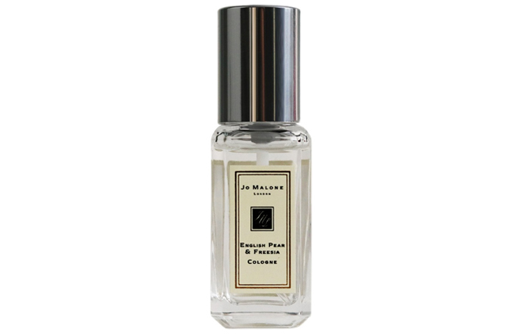 Zumalong парфюмерный набор с ароматами британской груши и фрезии туалетная вода дыня роза амбра 9 мл Jo Malone London
Zumalong парфюмерный набор с ароматами британской груши и фрезии туалетная вода дыня роза амбра 9 мл Jo Malone London