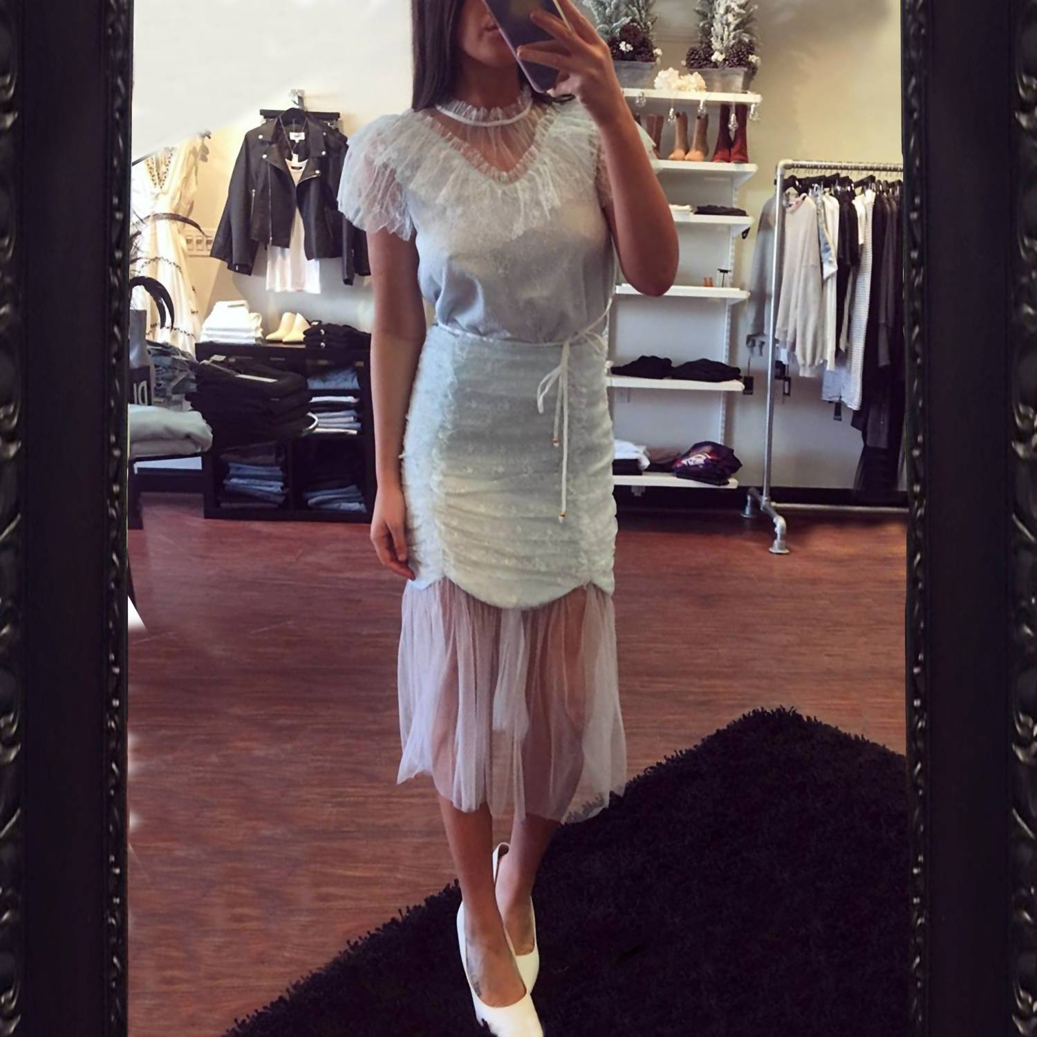 Комплект из топа и юбки Century синего цвета ELLIATT
Комплект из топа и юбки Century синего цвета ELLIATT