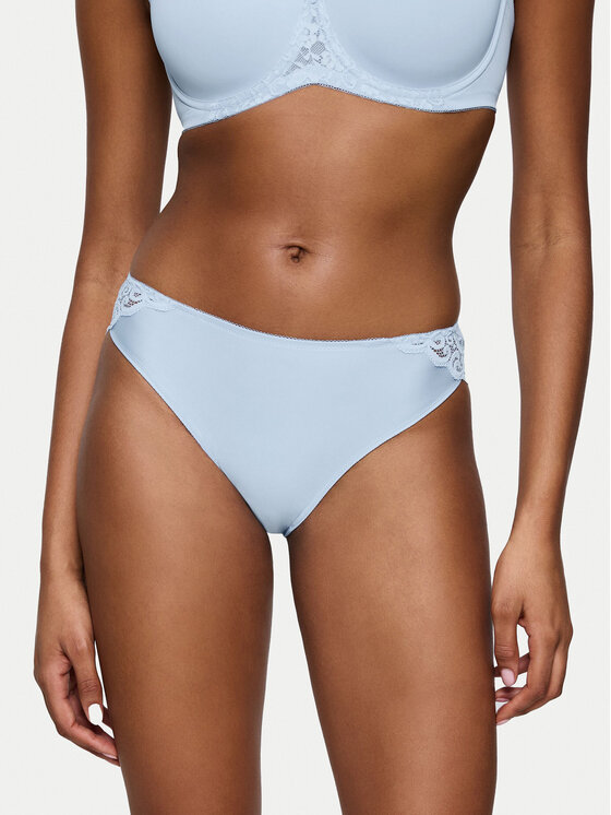 Классические женские трусы Amourette 10210688 Triumph, голубой
Классические женские трусы Amourette 10210688 Triumph, голубой