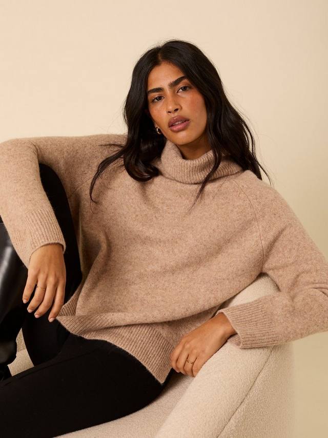 Свитер с воротником-стойкой из шерстяной смеси Nobody's Child, Beige
Свитер с воротником-стойкой из шерстяной смеси Nobody's Child, Beige