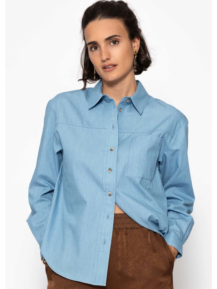 SASSYCLASSY Джинсовая рубашка-блузка с нагрудным карманом синего цвета
SASSYCLASSY Джинсовая рубашка-блузка с нагрудным карманом синего цвета