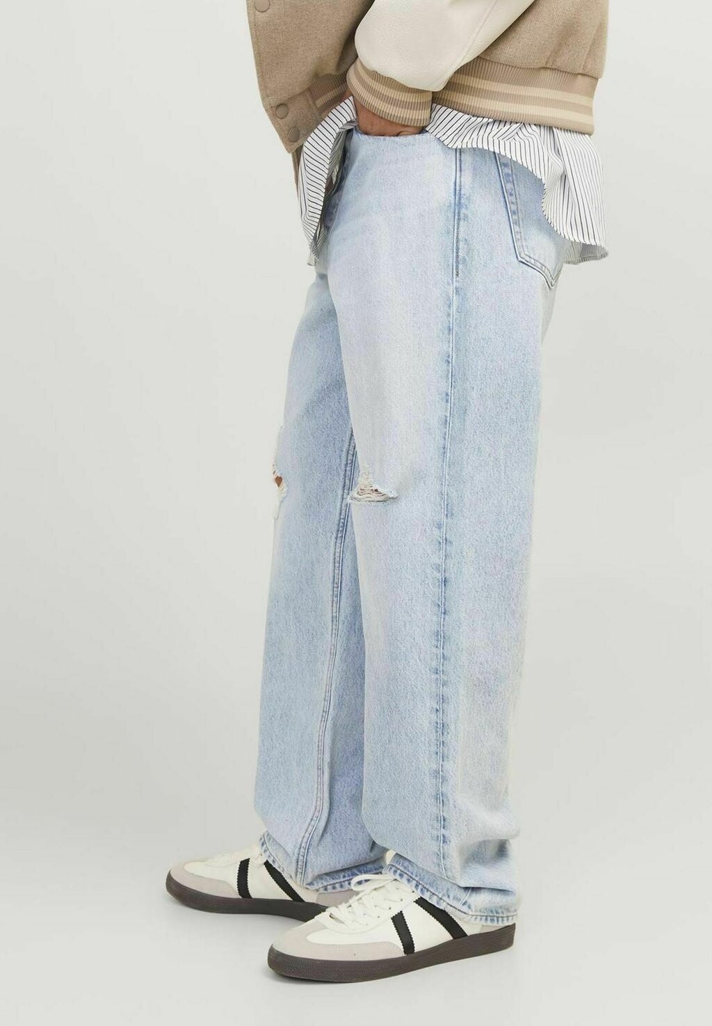 Джинсы свободного кроя JJIEDDIE Jack & Jones, синий деним
Джинсы свободного кроя JJIEDDIE Jack & Jones, синий деним