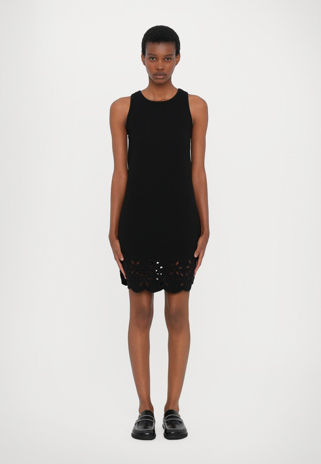 Платье-джемпер MILANE Claudie Pierlot, черный
Платье-джемпер MILANE Claudie Pierlot, черный