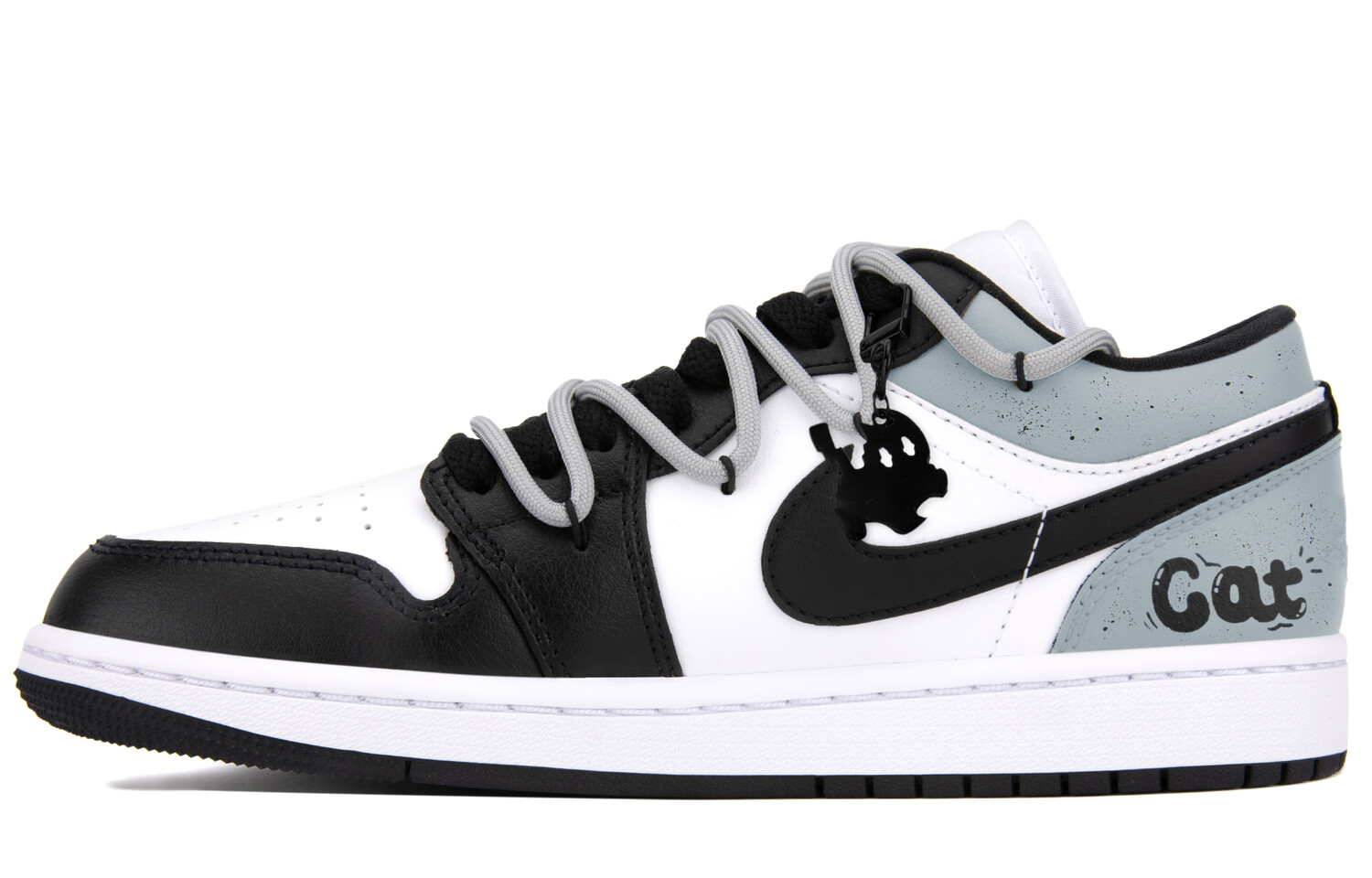 Баскетбольные кроссовки Air 1 Vintage женские с низким верхом, черный/серый Jordan
Баскетбольные кроссовки Air 1 Vintage женские с низким верхом, черный/серый Jordan