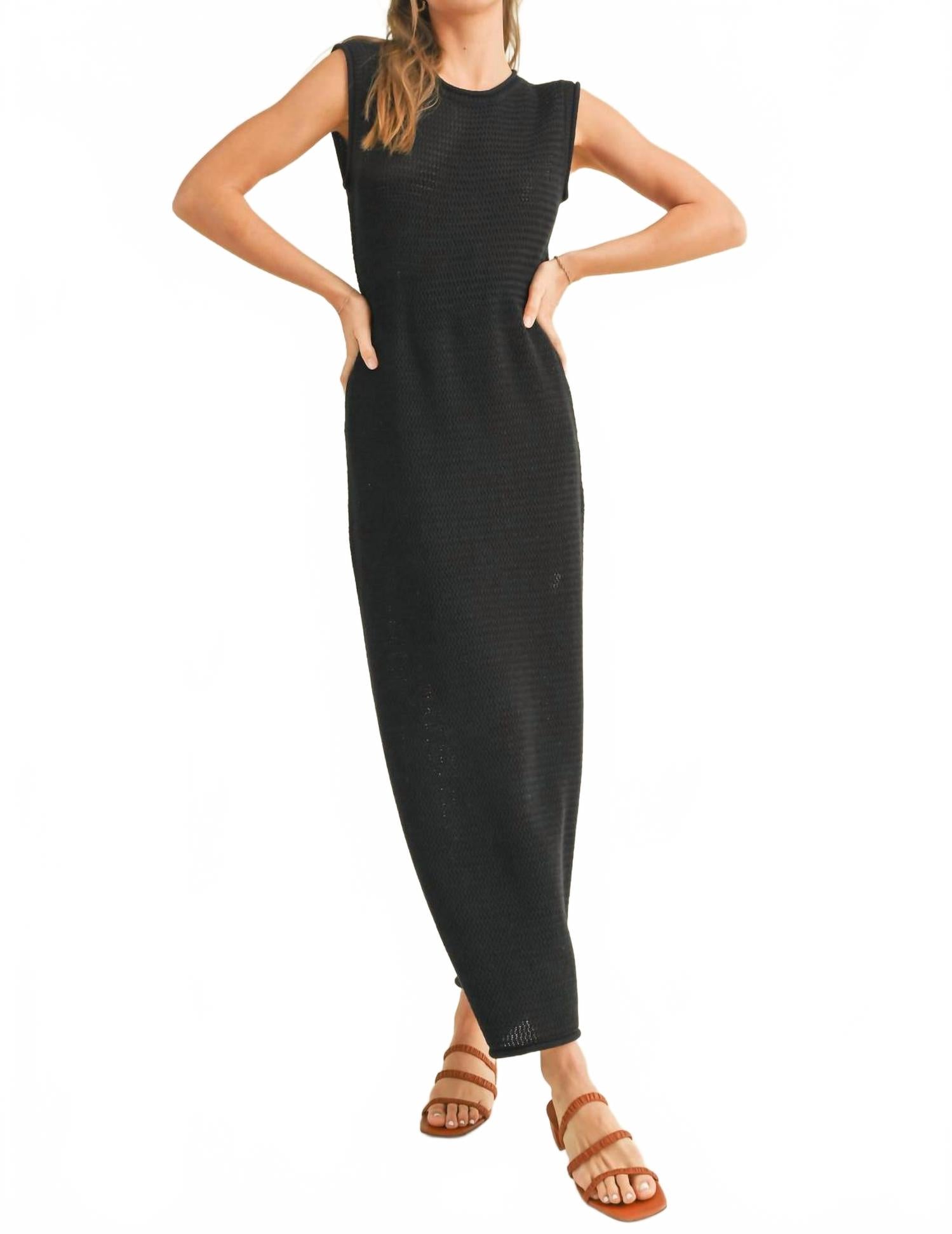 Женское платье Lana в черном цвете MIOU MUSE
Женское платье Lana в черном цвете MIOU MUSE