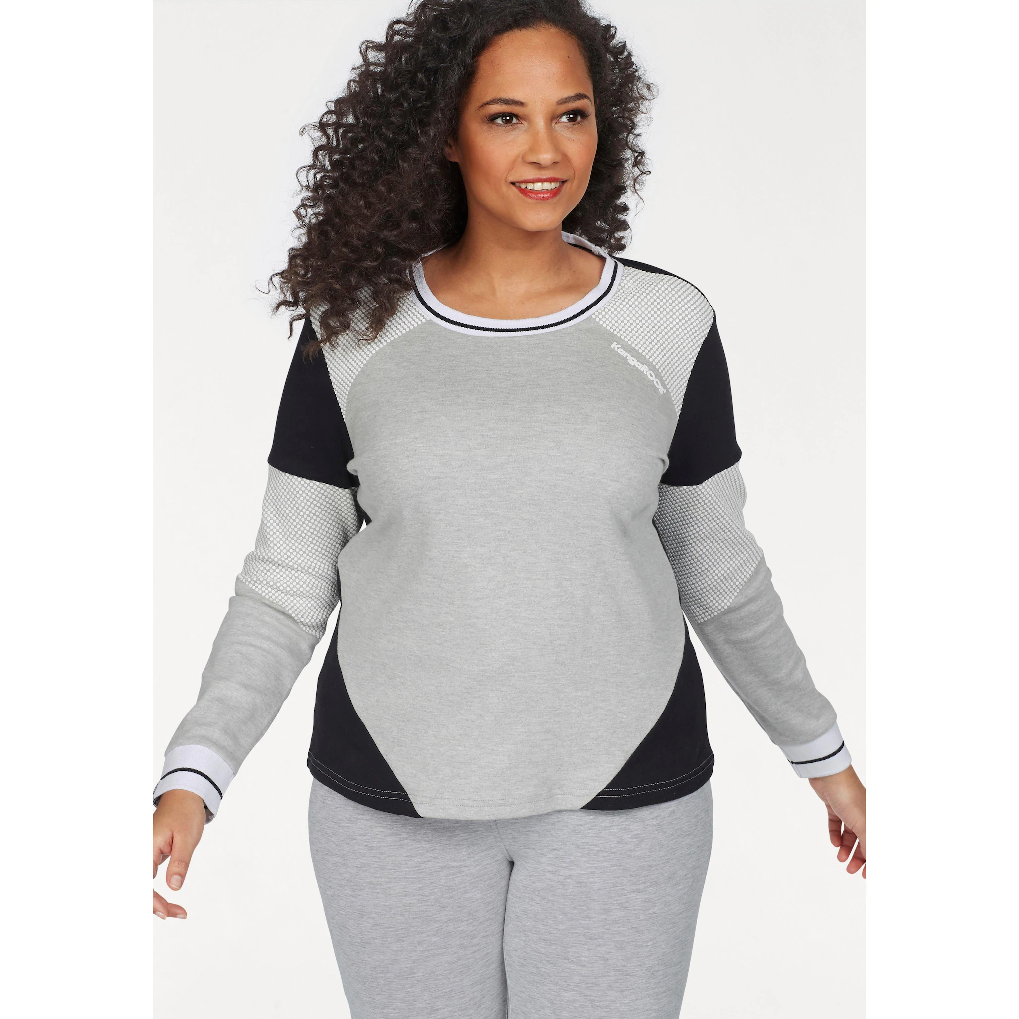 Толстовка KangaROOS в цветном дизайне с точками, цвет Schwarz-Hellgrau-Meliert
Толстовка KangaROOS в цветном дизайне с точками, цвет Schwarz-Hellgrau-Meliert