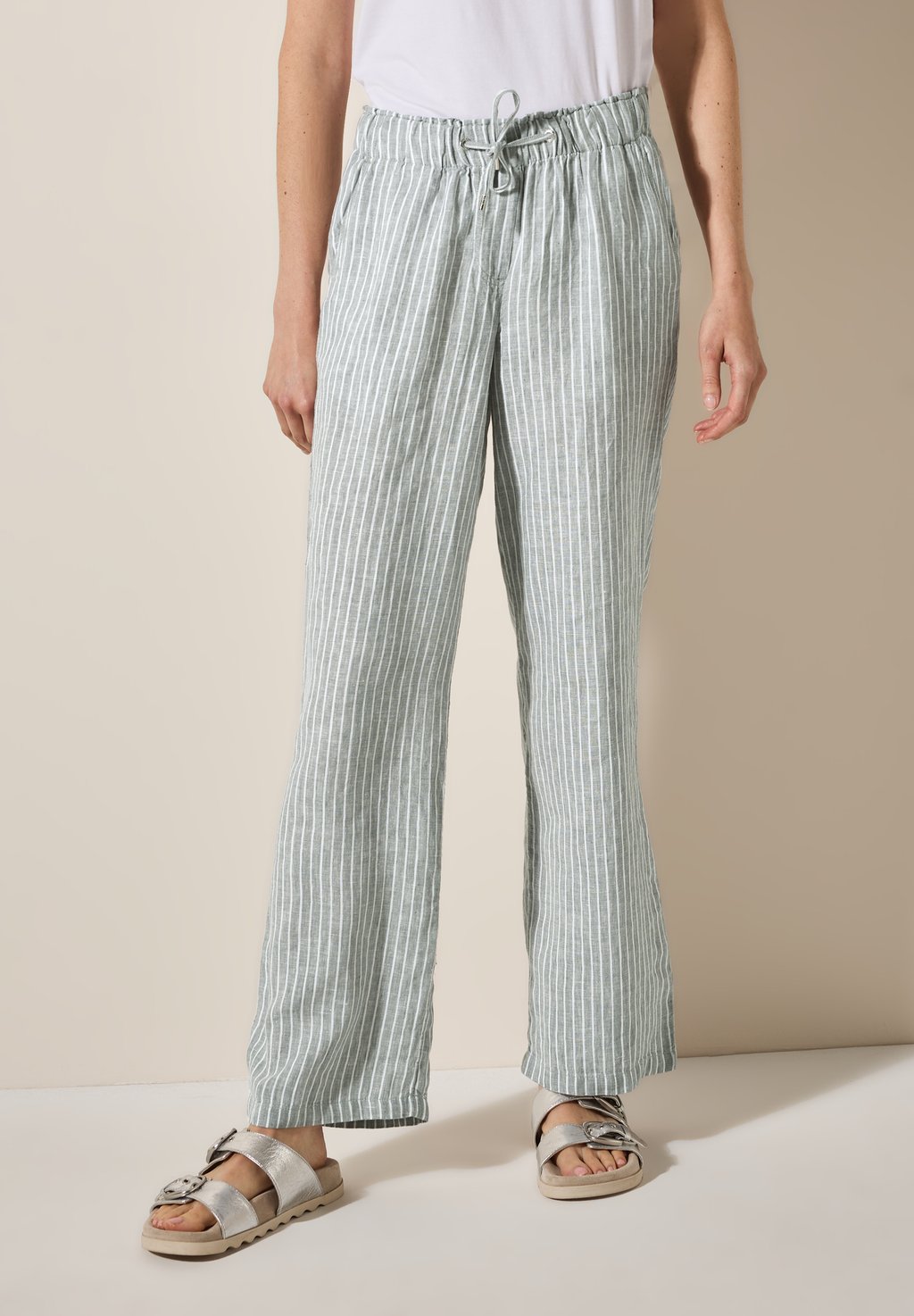 Брюки WIDE Cecil, зеленый
Брюки WIDE Cecil, зеленый