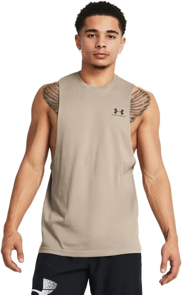 Under Armour мужская футболка Sportstyle с вырезом на груди
Under Armour мужская футболка Sportstyle с вырезом на груди