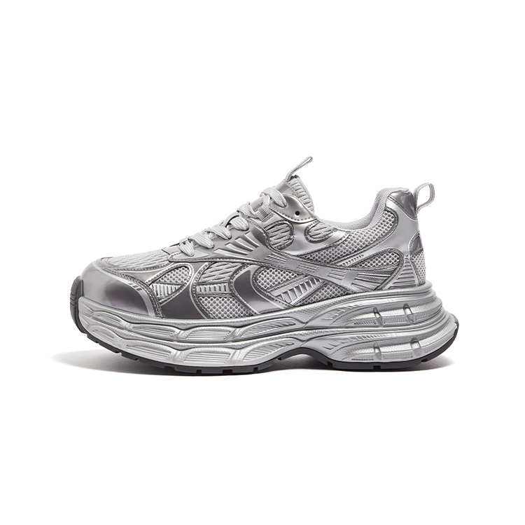 CAMEL Серебряная луна массивные кроссовки мужские низкие черные/серебристые, серые/темно-серые/черные - серебристые, цвет Silver
CAMEL Серебряная луна массивные кроссовки мужские низкие черные/серебристые, серые/темно-серые/черные - серебристые, цвет Silver