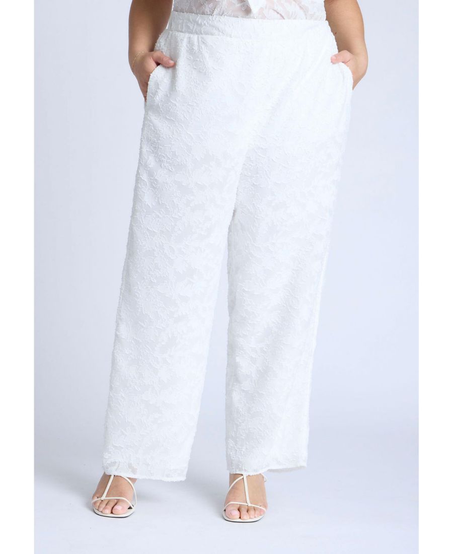 Женские брюки большого размера из фактурного жаккарда ELOQUII, Jet stream
Женские брюки большого размера из фактурного жаккарда ELOQUII, Jet stream