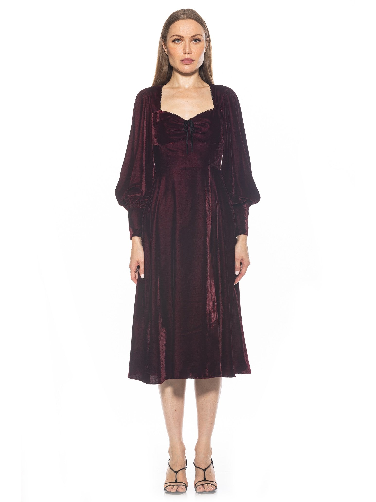 Платье Вилла ALEXIA ADMOR, цвет burgundy
Платье Вилла ALEXIA ADMOR, цвет burgundy