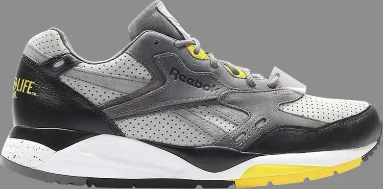 Кроссовки distinct life x bolton 'detroit' Reebok, серый
Кроссовки distinct life x bolton 'detroit' Reebok, серый