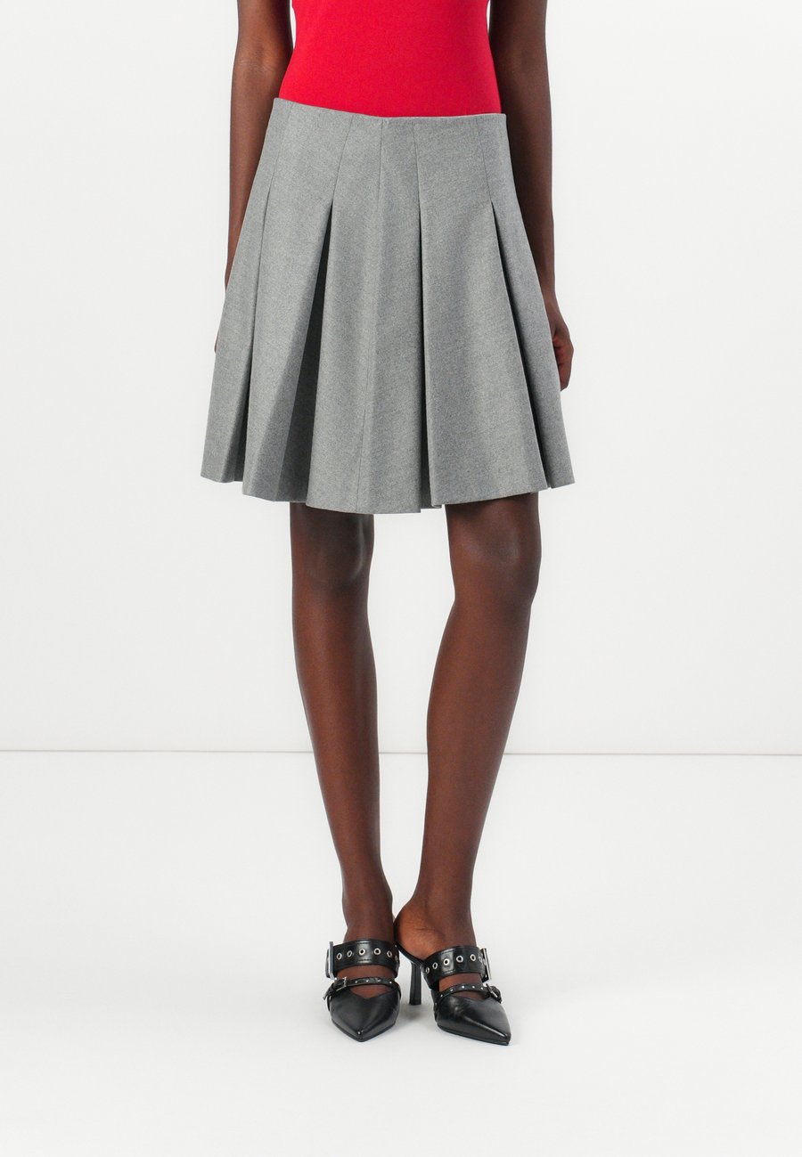 Юбка HUGO RADINA, Silver/Silver-Coloured
Юбка HUGO RADINA, Silver/Silver-Coloured