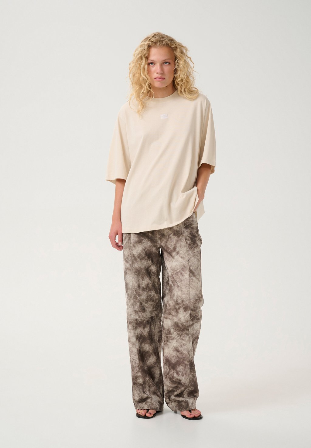 Базовая футболка TEE Gestuz, бежевый
Базовая футболка TEE Gestuz, бежевый