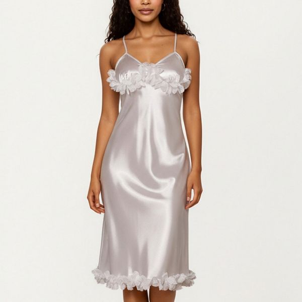 Женское атласное миди-платье-комбинация с 3D цветочной отделкой на лифе и рюшами по подолу Anna-Kaci, White
Женское атласное миди-платье-комбинация с 3D цветочной отделкой на лифе и рюшами по подолу Anna-Kaci, White