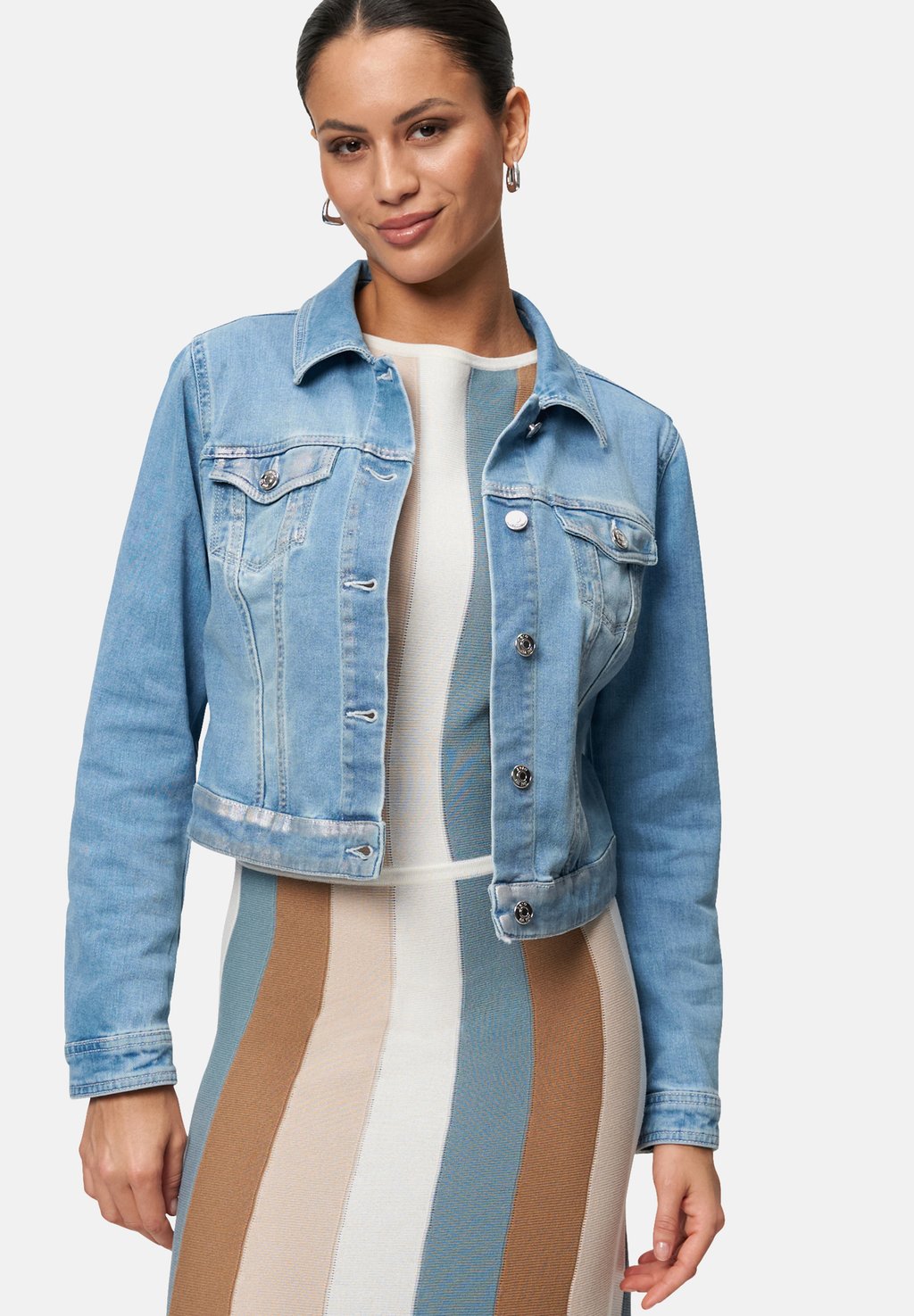 Джинсовая куртка MIT KNOPFLEISTE zero, синий
Джинсовая куртка MIT KNOPFLEISTE zero, синий